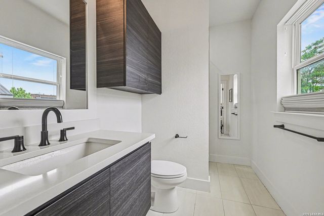 719 Eleanor Ave Unit 102, San Antonio, TX 78209