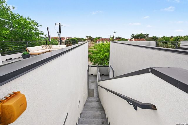 719 Eleanor Ave Unit 102, San Antonio, TX 78209