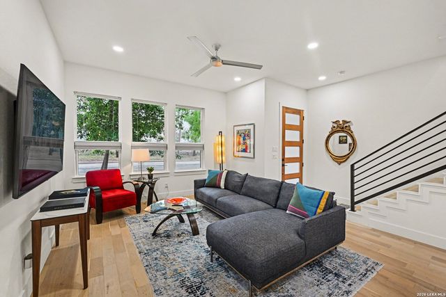 719 Eleanor Ave Unit 102, San Antonio, TX 78209