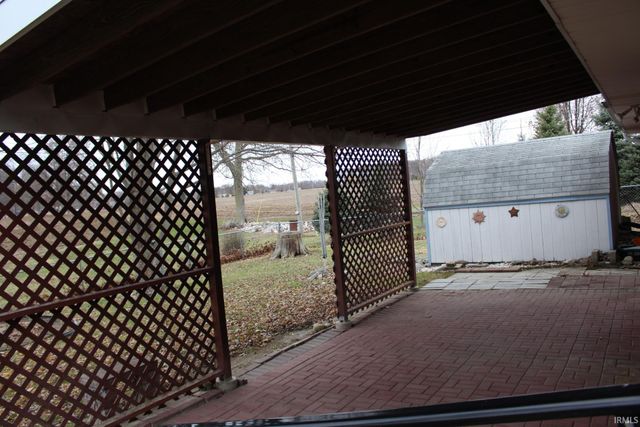 5572 N Clear Creek Road, Huntington, IN 46750