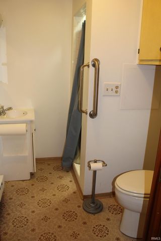 5572 N Clear Creek Road, Huntington, IN 46750