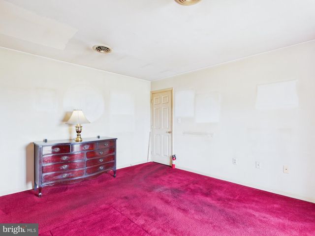 3707 WHEATLAND DR, Dover, PA 17315