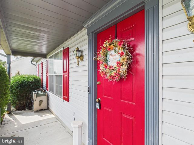 3707 WHEATLAND DR, Dover, PA 17315