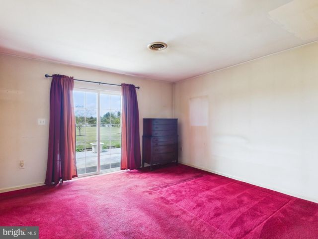 3707 WHEATLAND DR, Dover, PA 17315