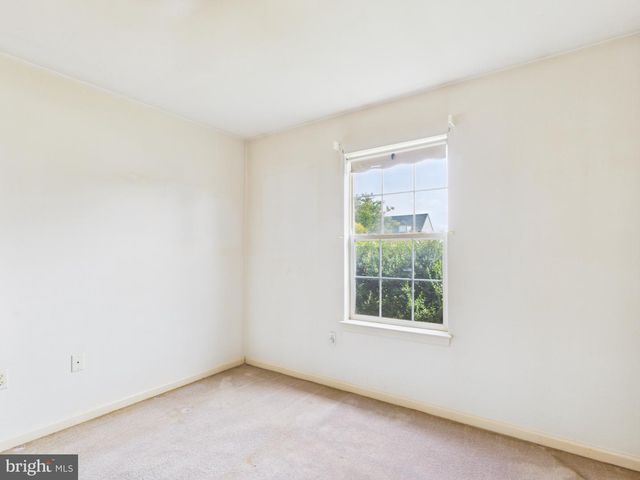 3707 WHEATLAND DR, Dover, PA 17315