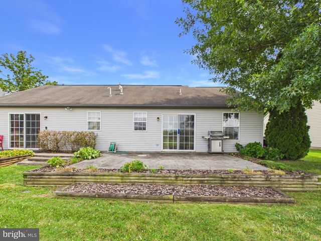 3707 WHEATLAND DR, Dover, PA 17315
