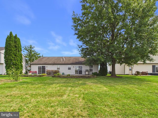 3707 WHEATLAND DR, Dover, PA 17315