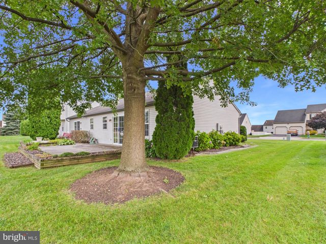 3707 WHEATLAND DR, Dover, PA 17315