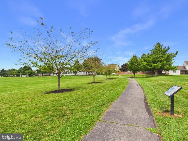 3707 WHEATLAND DR, Dover, PA 17315