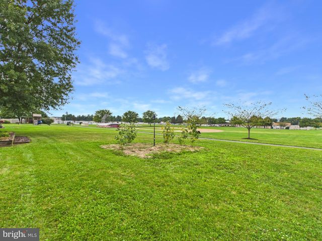 3707 WHEATLAND DR, Dover, PA 17315