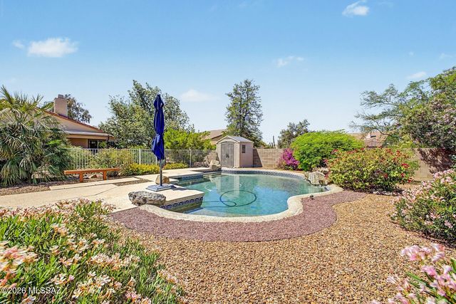 9111 E La Palma, Tucson, AZ 85747