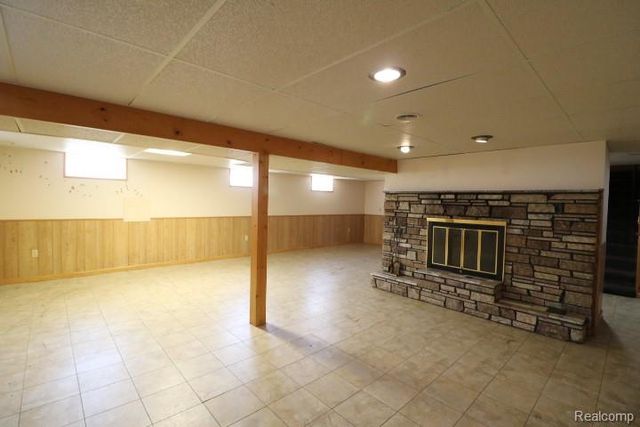 5482 Shamrock Lane, Flint, MI 48506