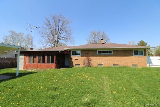 5482 Shamrock Lane, Flint, MI 48506