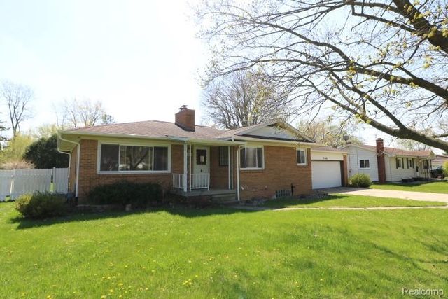 5482 Shamrock Lane, Flint, MI 48506