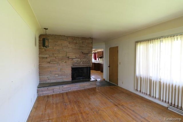 5482 Shamrock Lane, Flint, MI 48506