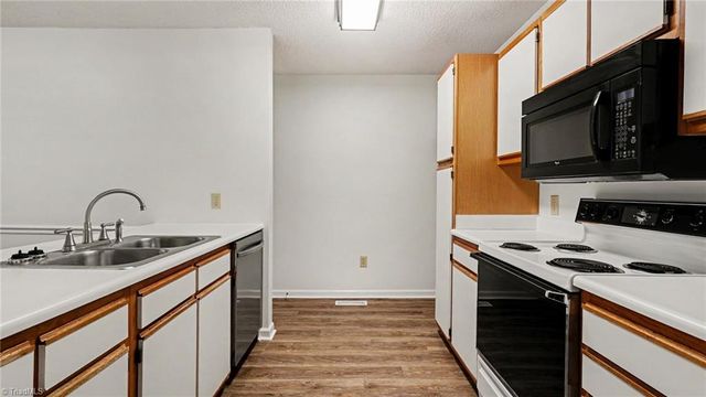 417 Prince Haven Lane, Kernersville, NC 27284