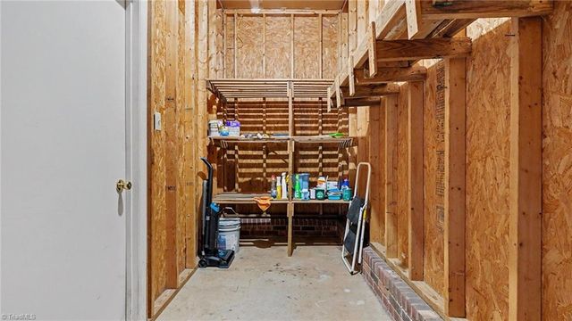 417 Prince Haven Lane, Kernersville, NC 27284