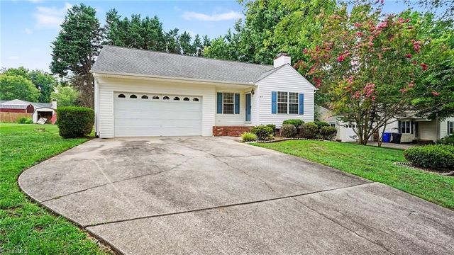 417 Prince Haven Lane, Kernersville, NC 27284