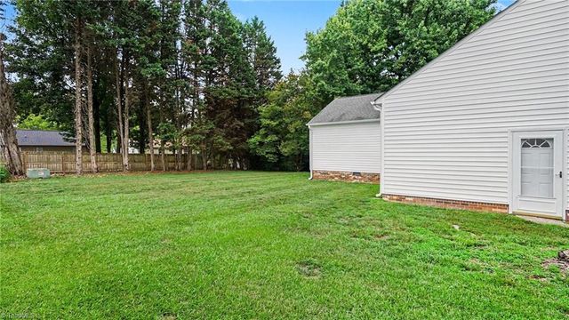 417 Prince Haven Lane, Kernersville, NC 27284