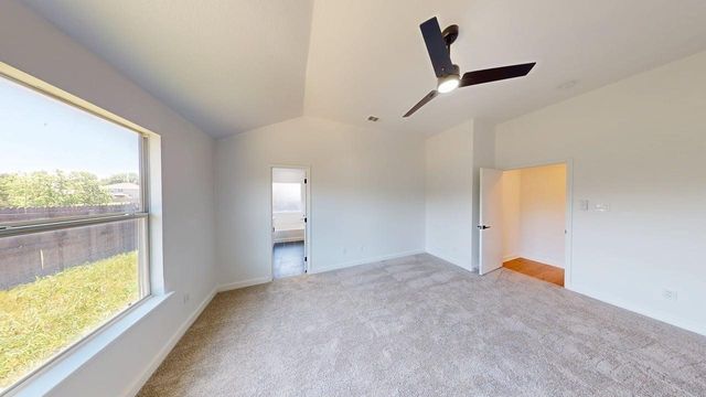 1028 Aviary Drive, Aubrey, TX 76227