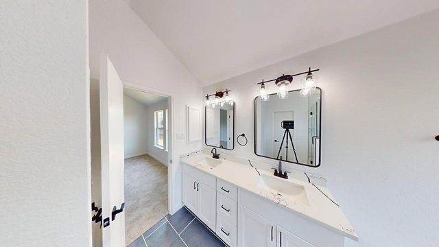 1028 Aviary Drive, Aubrey, TX 76227