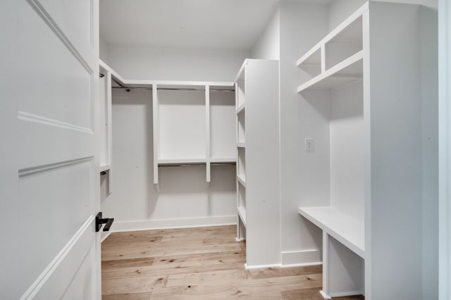 6340B Alamo Pl, Nashville, TN 37209
