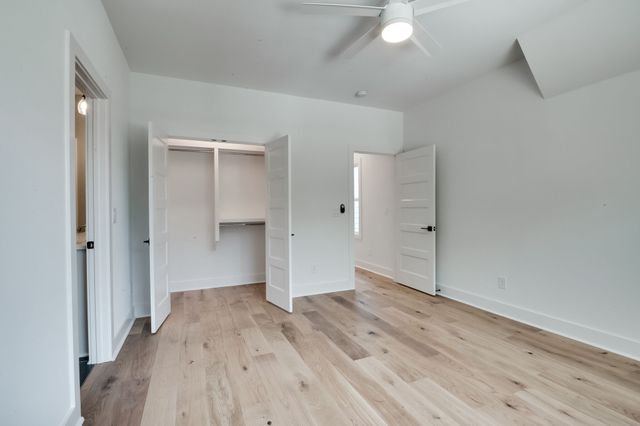 6340B Alamo Pl, Nashville, TN 37209