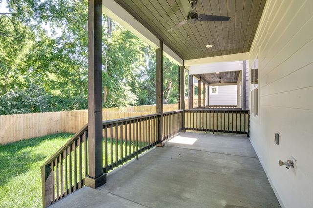6340B Alamo Pl, Nashville, TN 37209