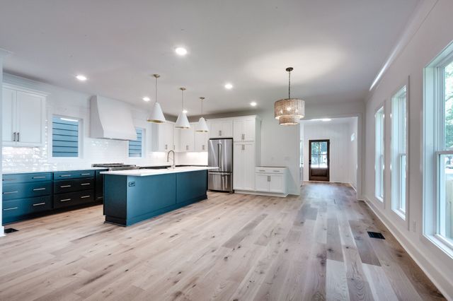 6340B Alamo Pl, Nashville, TN 37209