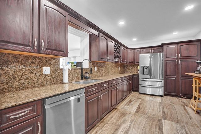9750 SW 211th St 9750, Cutler Bay, FL 33189