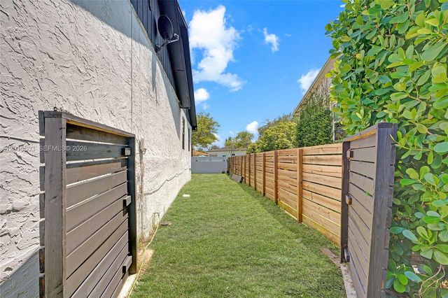 9750 SW 211th St 9750, Cutler Bay, FL 33189