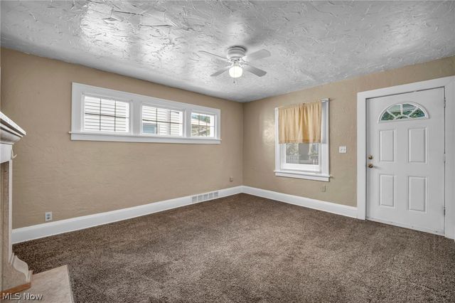 21821 Wilmore Avenue, Euclid, OH 44123