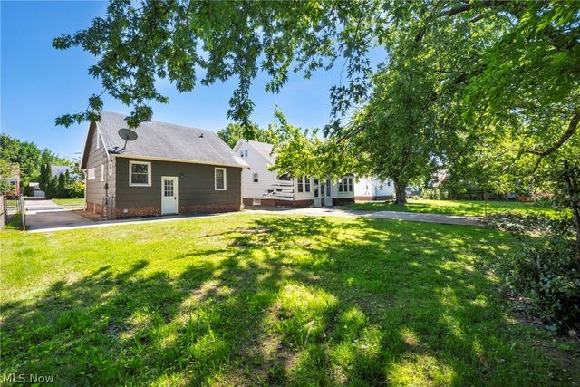 21821 Wilmore Avenue, Euclid, OH 44123