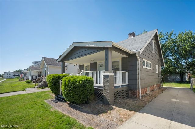 21821 Wilmore Avenue, Euclid, OH 44123