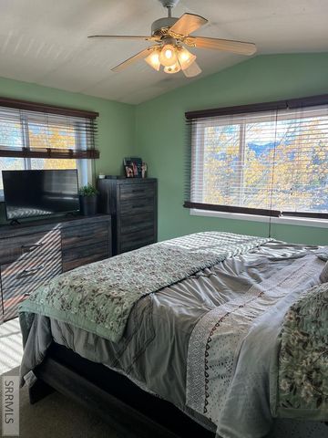 1505 Taft Avenue, Salmon, ID 83467