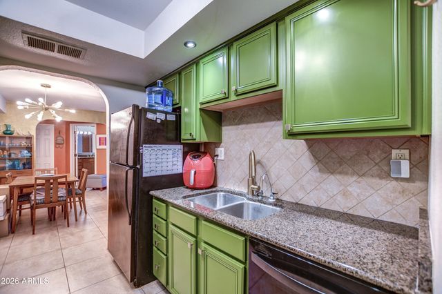 8500 E INDIAN SCHOOL Road 243, Scottsdale, AZ 85251