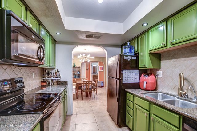 8500 E INDIAN SCHOOL Road 243, Scottsdale, AZ 85251