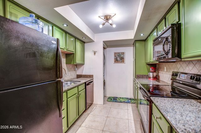 8500 E INDIAN SCHOOL Road 243, Scottsdale, AZ 85251