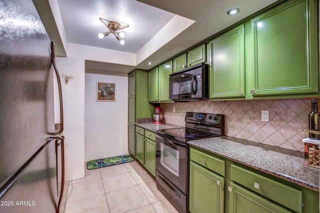 8500 E INDIAN SCHOOL Road 243, Scottsdale, AZ 85251