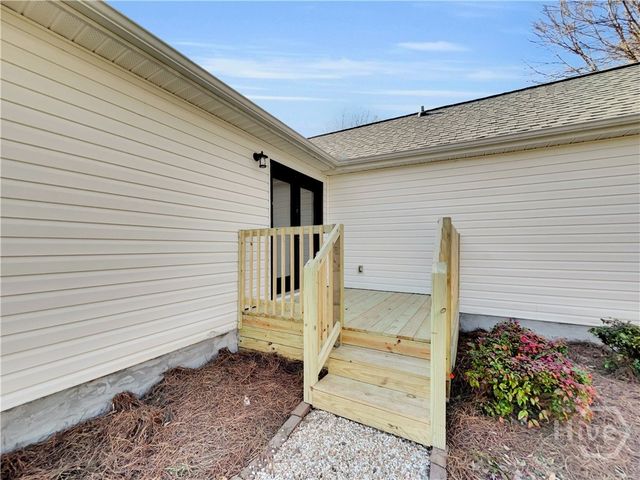 67 Cotton Street, Commerce, GA 30529