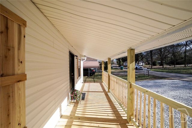 67 Cotton Street, Commerce, GA 30529