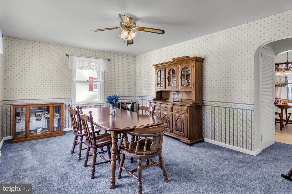 50 PEACH AVE, Hershey, PA 17033