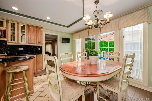 150 Harborview Drive, Massapequa, NY 11758