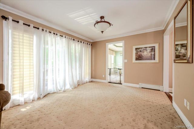 150 Harborview Drive, Massapequa, NY 11758