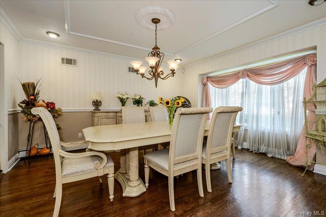 150 Harborview Drive, Massapequa, NY 11758