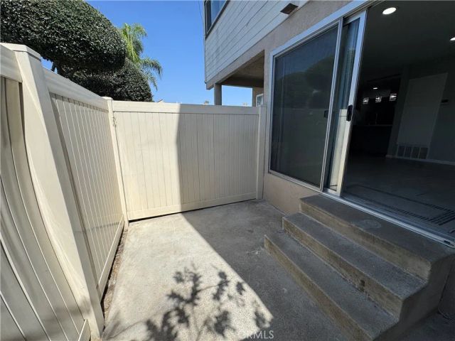 810 W Lambert, La Habra, CA 90631