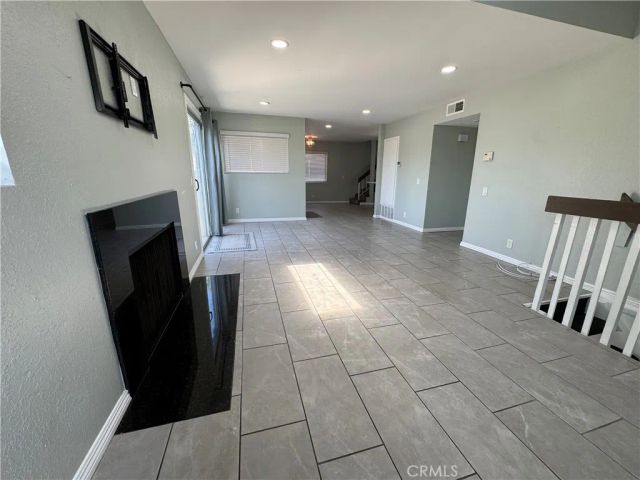 810 W Lambert, La Habra, CA 90631
