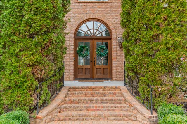 1224 Silver Arrow Court, Fort Mill, SC 29715