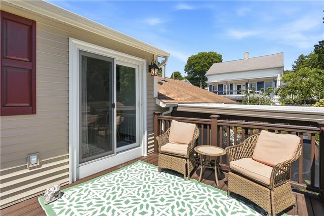 14 Oak Street, West Warwick, RI 02893