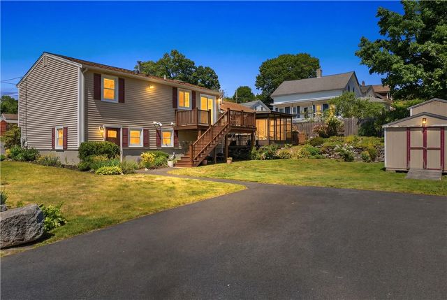 14 Oak Street, West Warwick, RI 02893